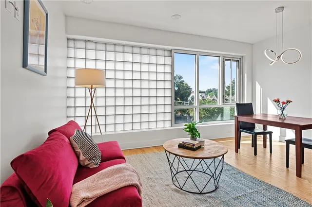 $2,000 | 822 North Rampart Street, Unit 302, New Orleans, LA 70116