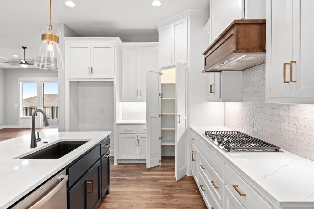 4840 Northwest Huonker Court Riverside, MO 64151 - Photo 11 of 26