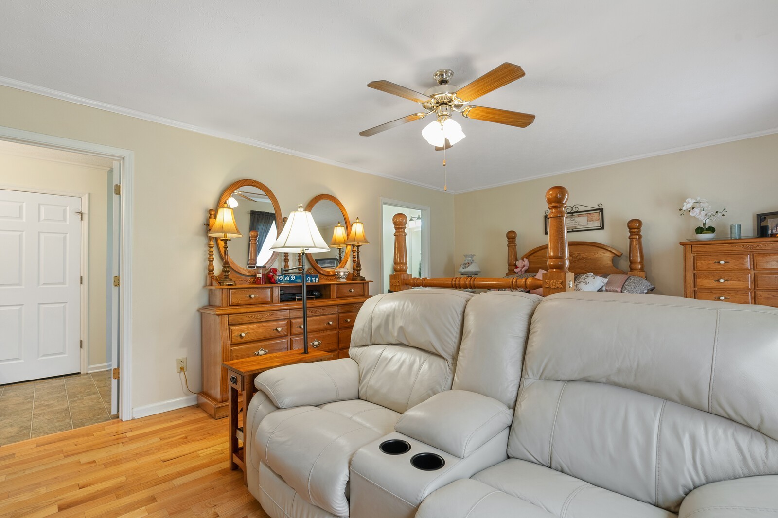 387 Ranch Road Portland, TN 37148 - Photo 24 of 39 a living room with furniture a ceiling fan and a window