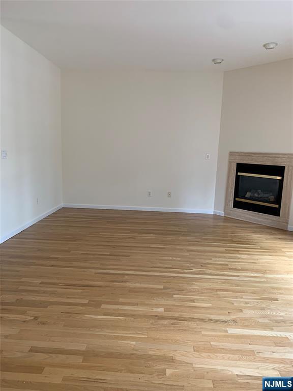 166 Stonegate Trail Cresskill, NJ 07626 - Photo 9 of 28 a view of an ocean & mountain view