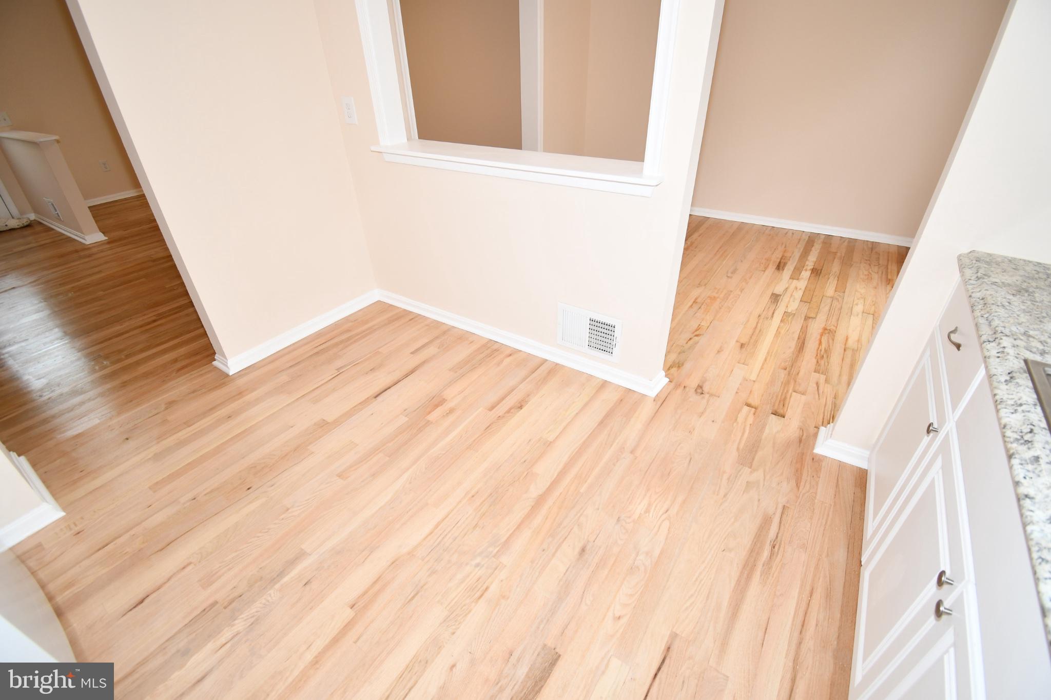 1666 Colonial Way Frederick, MD 21702 - Photo 25 of 62 Bright and airy hardwood entryway.
