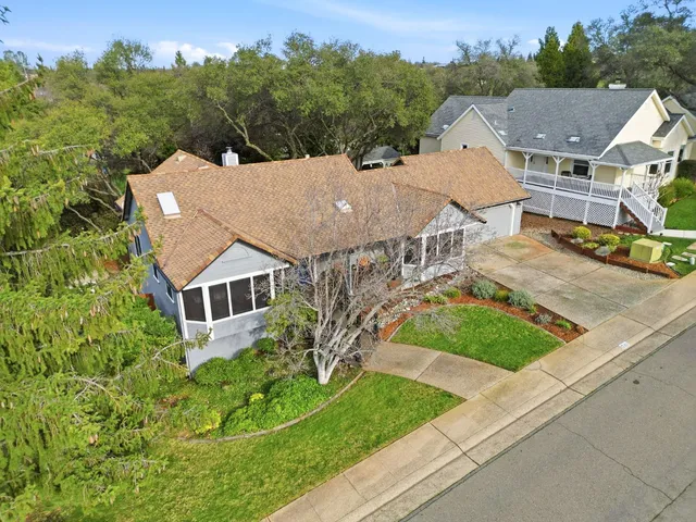 $725,000 | 12411 Homestead Way, Auburn, CA 95603