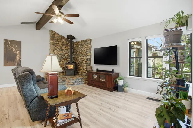 $725,000 | 12411 Homestead Way, Auburn, CA 95603