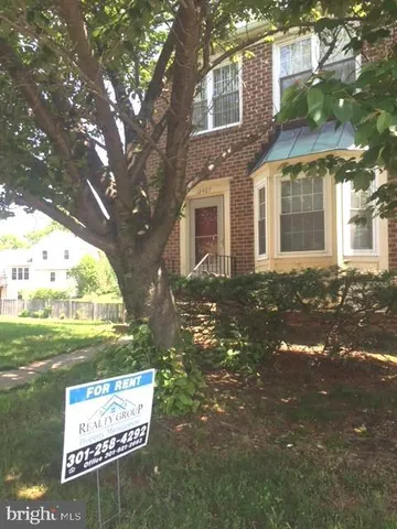 $2,700 | 12407 Herrington Manor Drive, Silver Spring, MD 20904