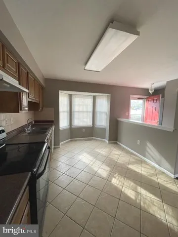 $2,700 | 12407 Herrington Manor Drive, Silver Spring, MD 20904