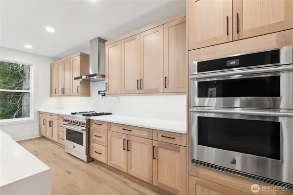 $2,674,900 | 13756 Southeast 85th Street, Newcastle, WA 98059