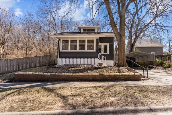 $148,000 | 846 27th Street, Moline, IL 61265