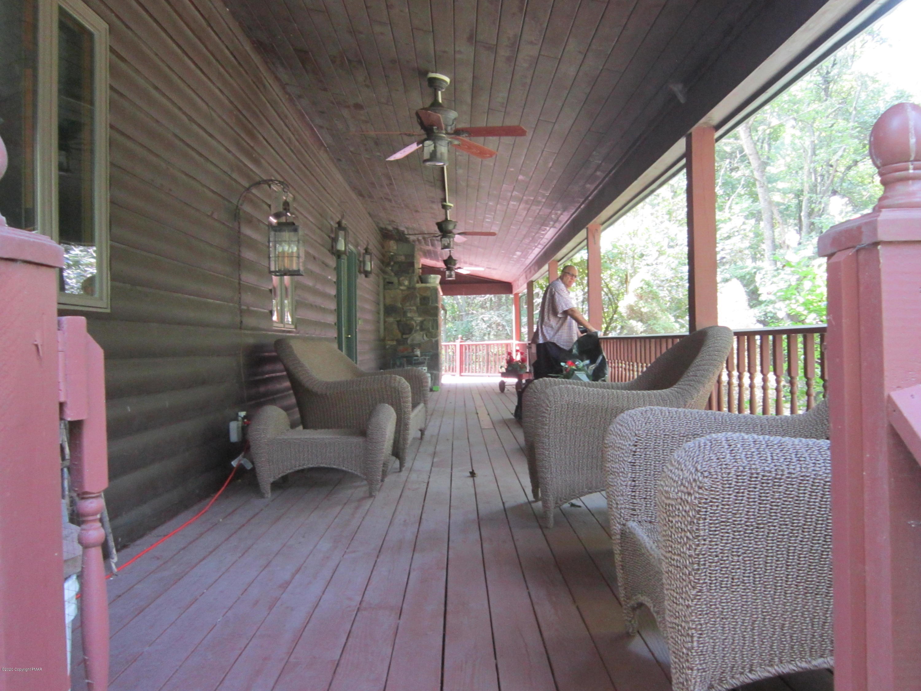 427 Little Wing Road Canadensis, PA 18325 - Photo 6 of 36 FRONT PORCH
