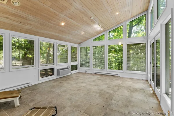 $480,000 | 26 Walkers Cay Drive, Osage Beach, MO 65065