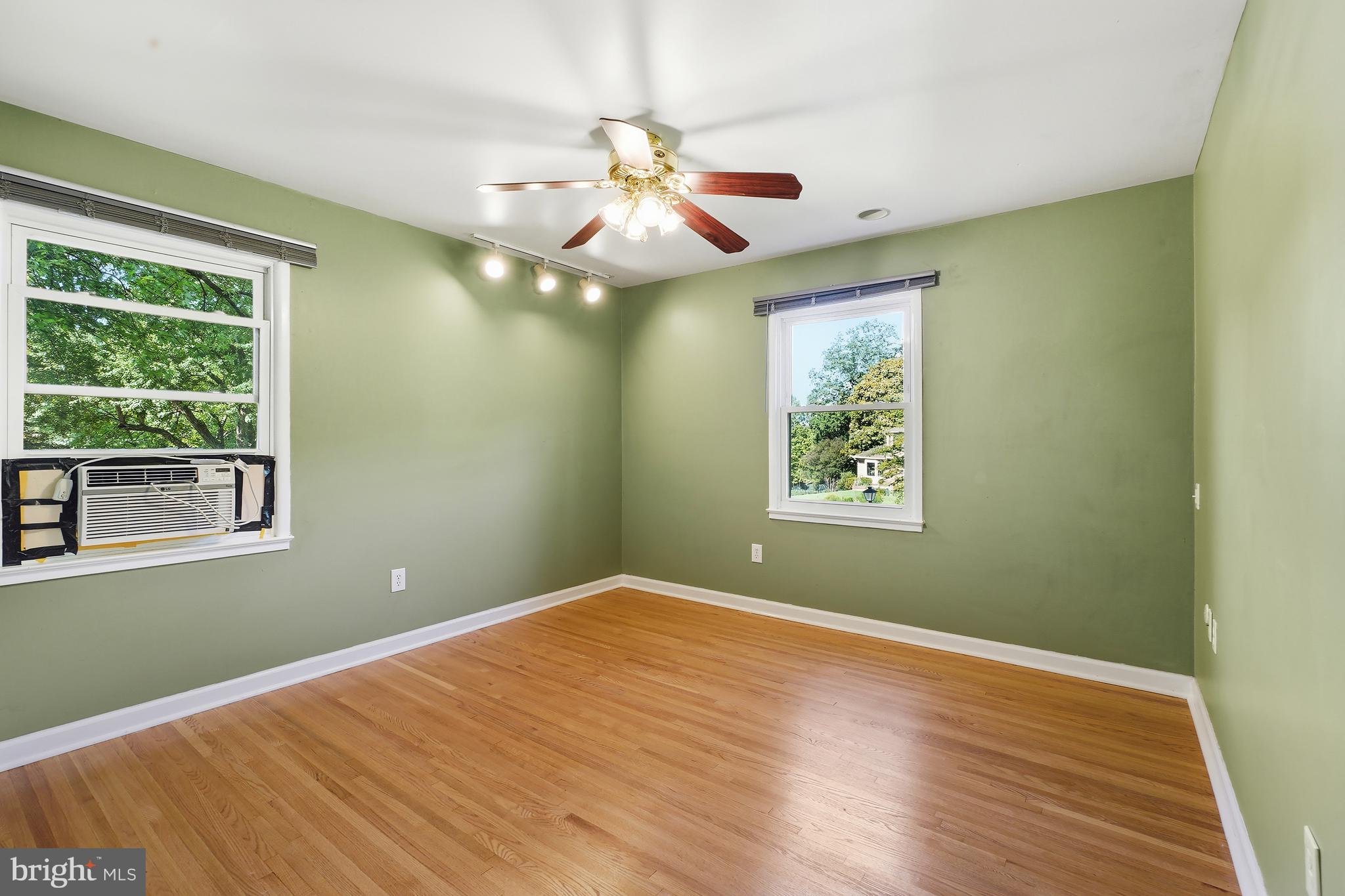 14905 Cobblestone Drive Silver Spring, MD 20905 - Photo 20 of 45