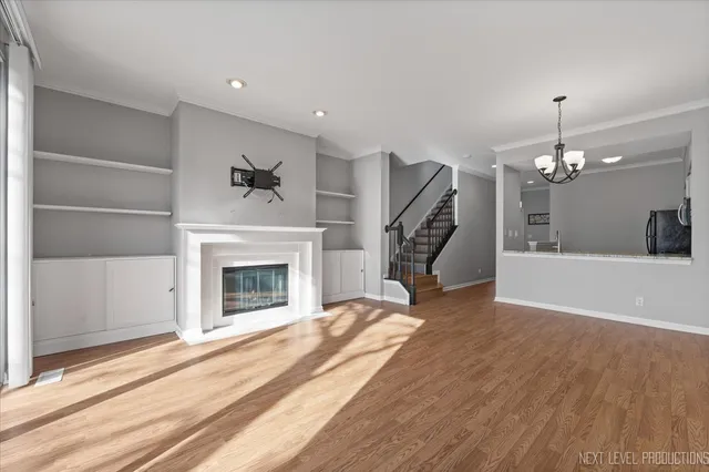 $299,900 | 1441 Walnut Hill Avenue, St. Charles, IL 60174