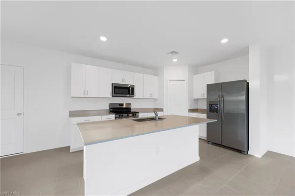 $2,450 | 4083 San Felice Lane, North Fort Myers, FL 33917