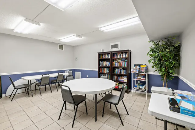 $425,000 | 520 Santa Rosa Boulevard, Unit 319, Fort Walton Beach, FL 32548