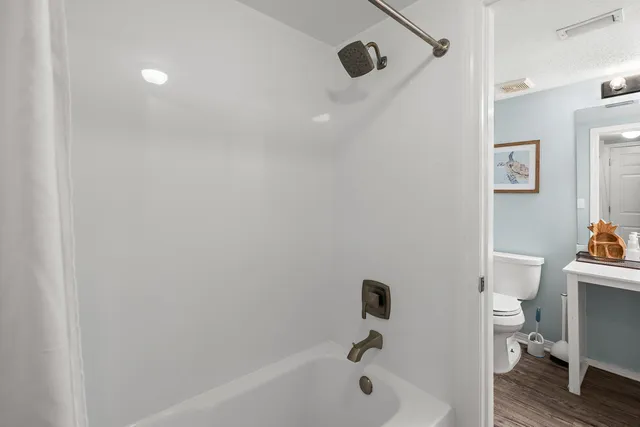 $425,000 | 520 Santa Rosa Boulevard, Unit 319, Fort Walton Beach, FL 32548