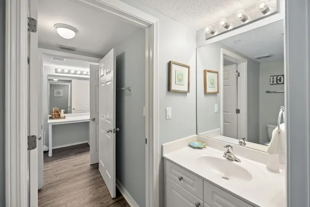 $425,000 | 520 Santa Rosa Boulevard, Unit 319, Fort Walton Beach, FL 32548