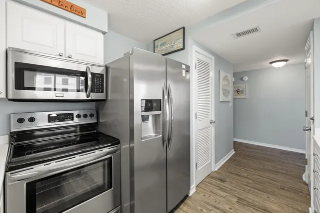 $425,000 | 520 Santa Rosa Boulevard, Unit 319, Fort Walton Beach, FL 32548