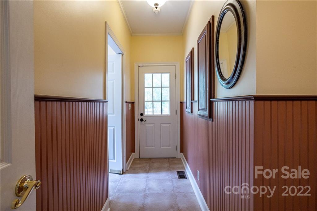 200 Hunt Trace, Unit B Camden, SC 29020 - Photo 22 of 40 a view of a hallway with entryway