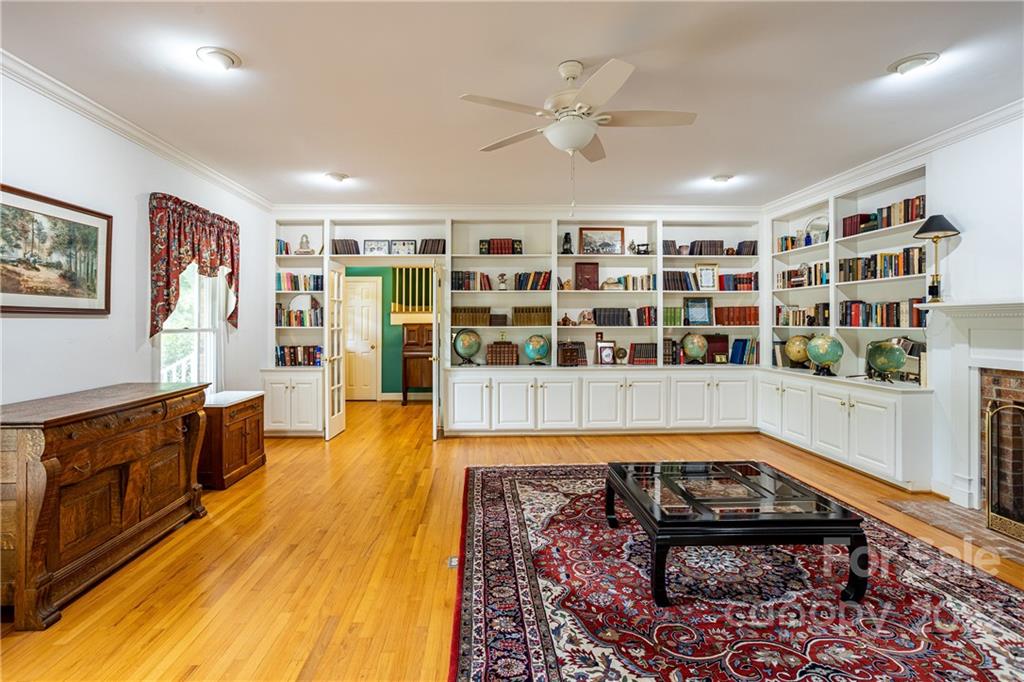 200 Hunt Trace, Unit B Camden, SC 29020 - Photo 7 of 40 a living room with furniture and a rug