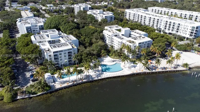 $2,250 | 777 Northeast 62nd Street, Unit C110, Miami, FL 33138