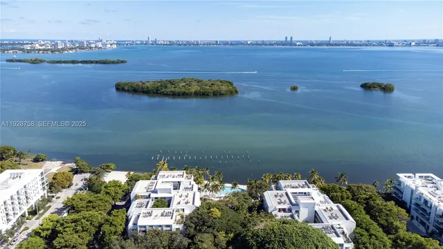 $2,250 | 777 Northeast 62nd Street, Unit C110, Miami, FL 33138