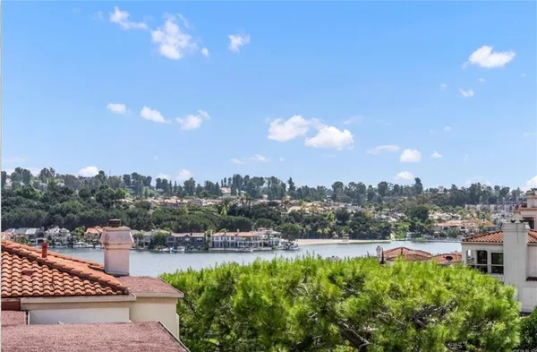 $4,700 | 22452 Porreras, Unit 1, Mission Viejo, CA 92692