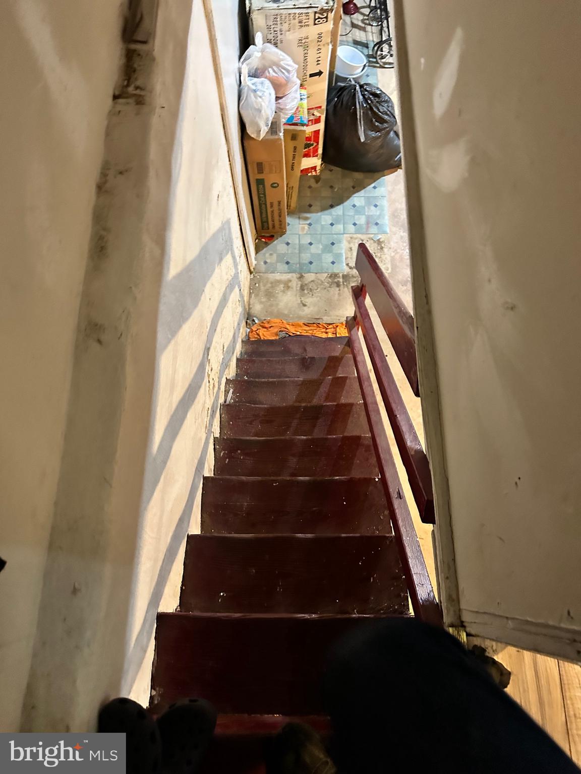 6148 Reedland Street Philadelphia, PA 19142 - Photo 13 of 20 a view of entryway