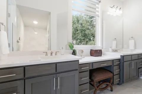 $775,000 | 139 Wildrose Hill Drive, Boerne, TX 78006
