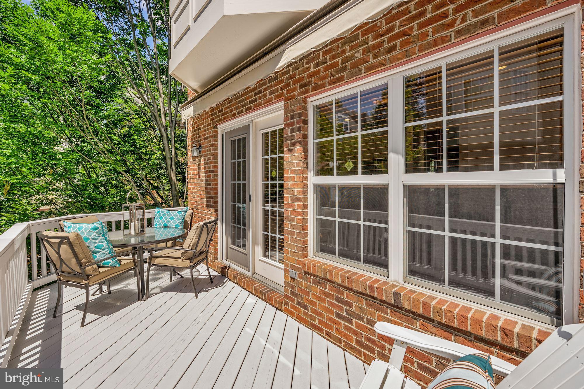 724 Capitol Square Place Southwest Washington, DC 20024 - Photo 20 of 40 Super-spacious deck off the kitchen