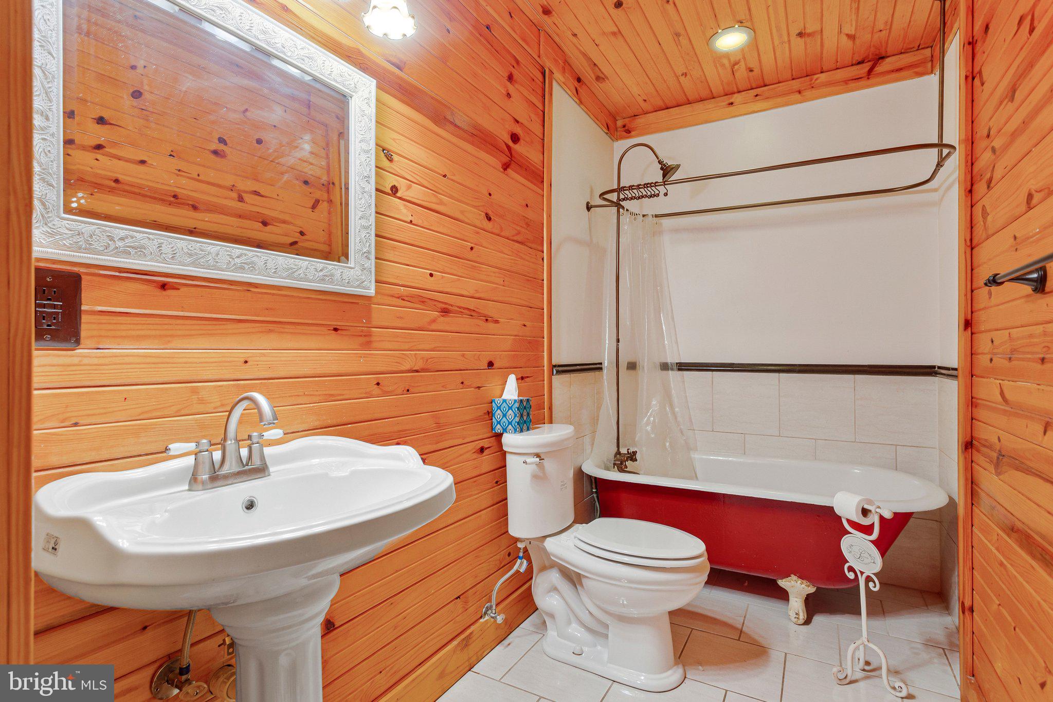 18304 Cedarville Road Brandywine, MD 20613 - Photo 10 of 21