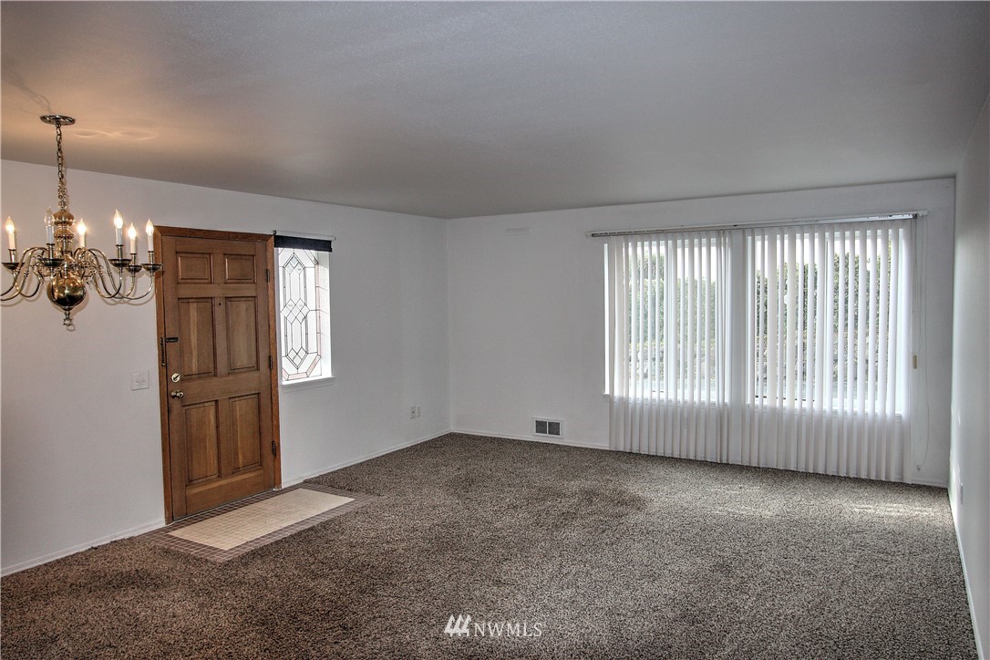 555 Walnut Street, Unit 1 Edmonds, WA 98020 - Photo 8 of 10 Gallery Image 8