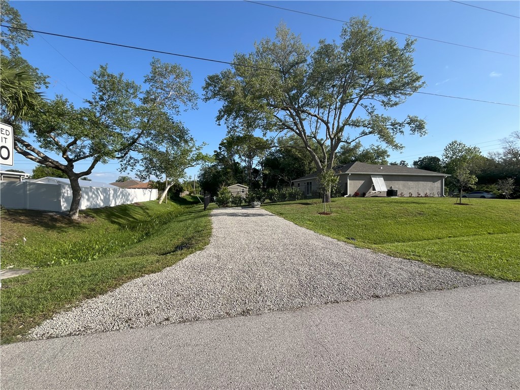 886 Roseland Road Sebastian, FL 32958 - Photo 33 of 35 Gallery Image 33