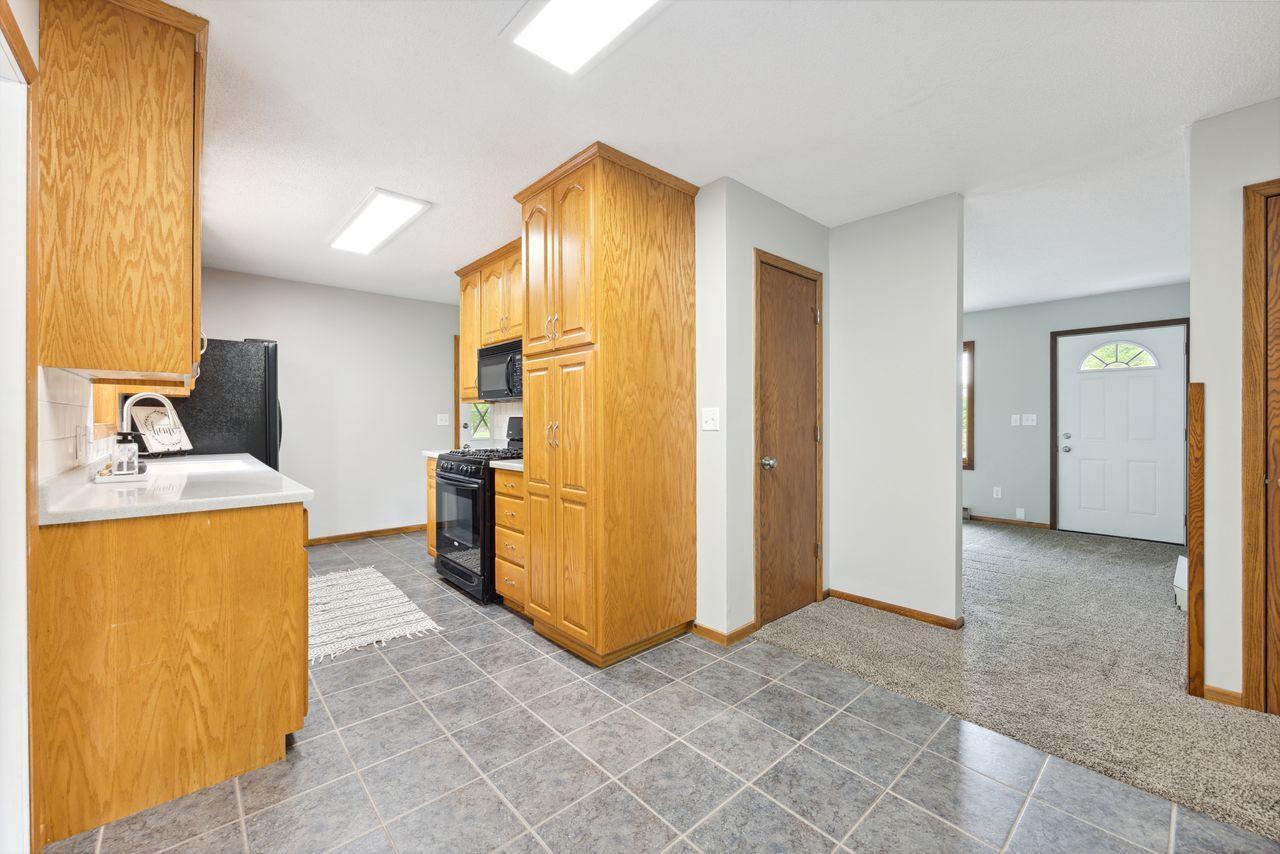 1735 Oak Grove Road Southwest St. Cloud, MN 56301 - Photo 3 of 19 Gallery Image 3