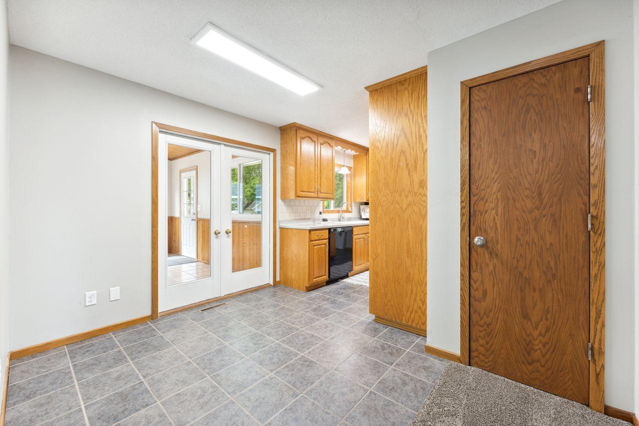 1735 Oak Grove Road Southwest St. Cloud, MN 56301 - Photo 5 of 19 Gallery Image 5