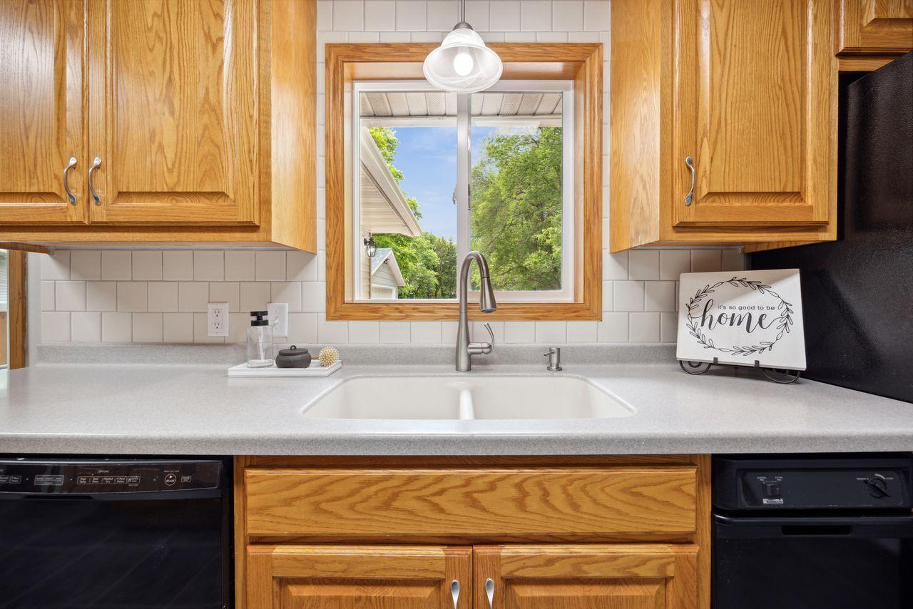 1735 Oak Grove Road Southwest St. Cloud, MN 56301 - Photo 6 of 19 Gallery Image 6