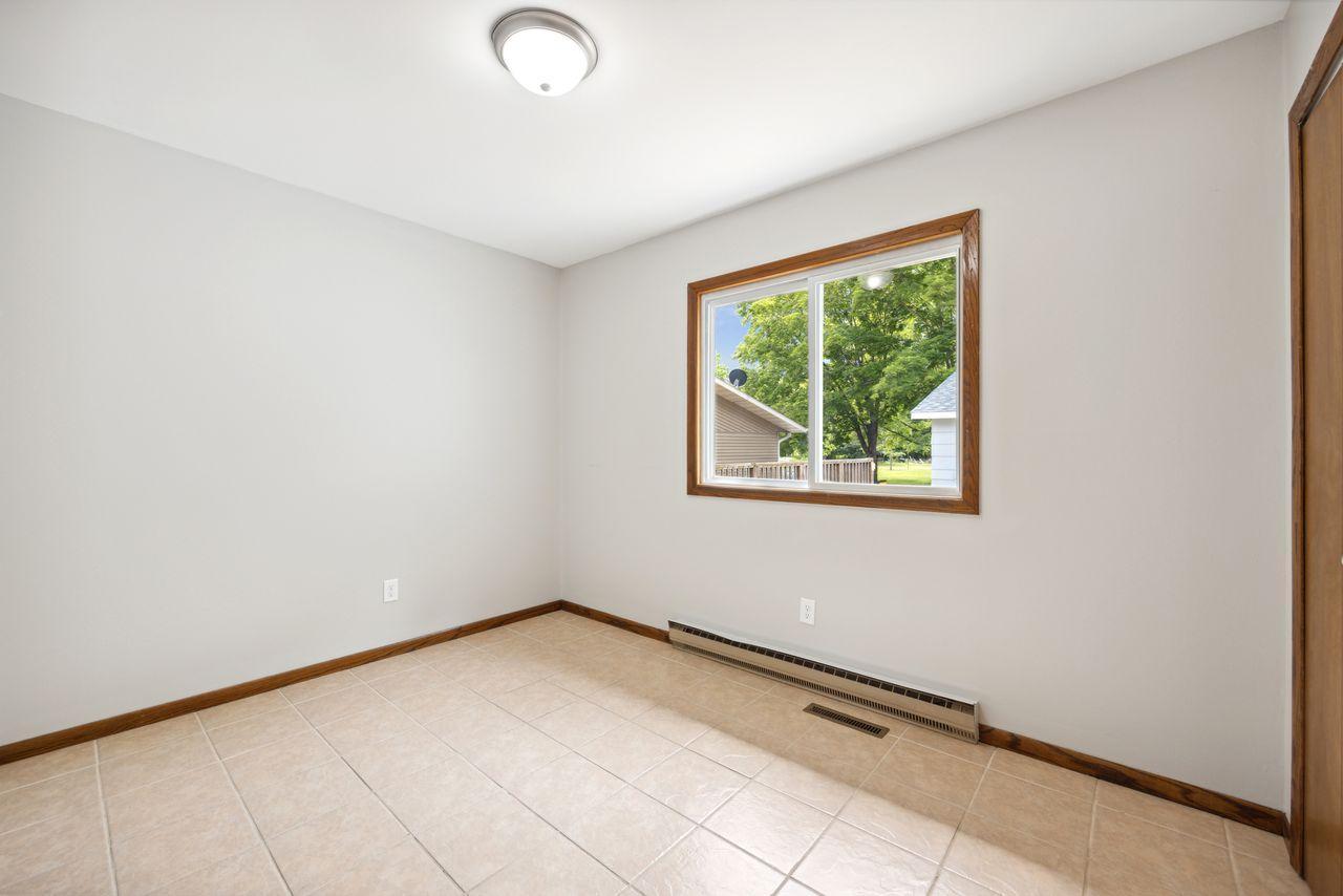 1735 Oak Grove Road Southwest St. Cloud, MN 56301 - Photo 10 of 19 Gallery Image 10