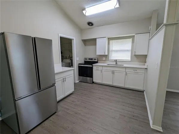 $2,100 | 2201 24th Avenue West, Bradenton, FL 34205