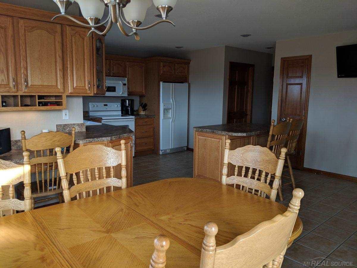 18400 Kent Road Dundee, MI 48131 - Photo 8 of 24 Gallery Image 8