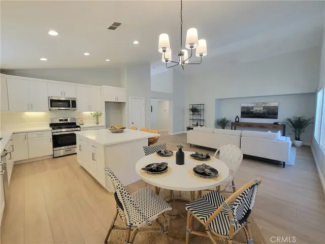 $919,900 | 457 Minaret Street, Corona, CA 92881