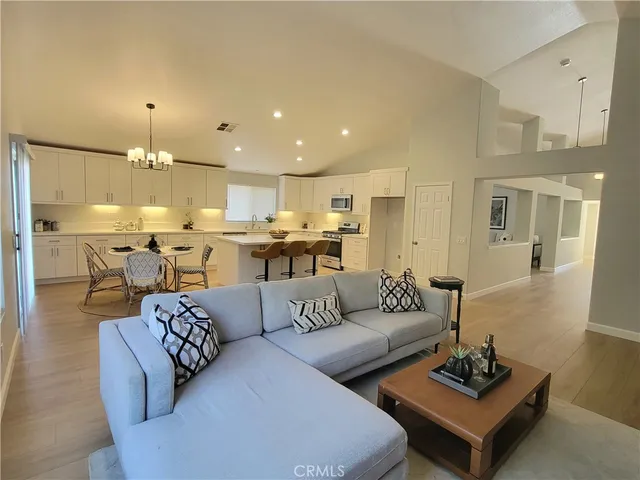 $919,900 | 457 Minaret Street, Corona, CA 92881