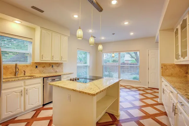 $3,495 | 6003 Derek Trail, Dallas, TX 75252