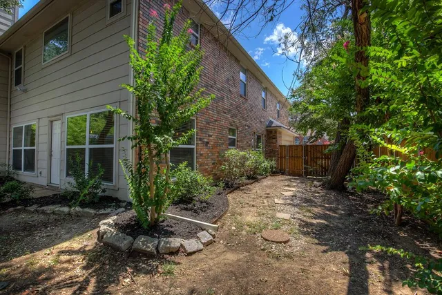 $3,495 | 6003 Derek Trail, Dallas, TX 75252