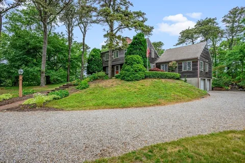 $2,199,000 | 330 Champlain Road, Chatham, MA 02633