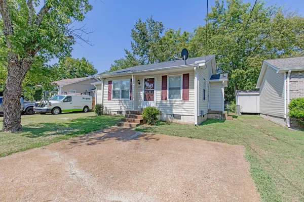 $1,950 | 857 Heritage Circle, Madison, TN 37115