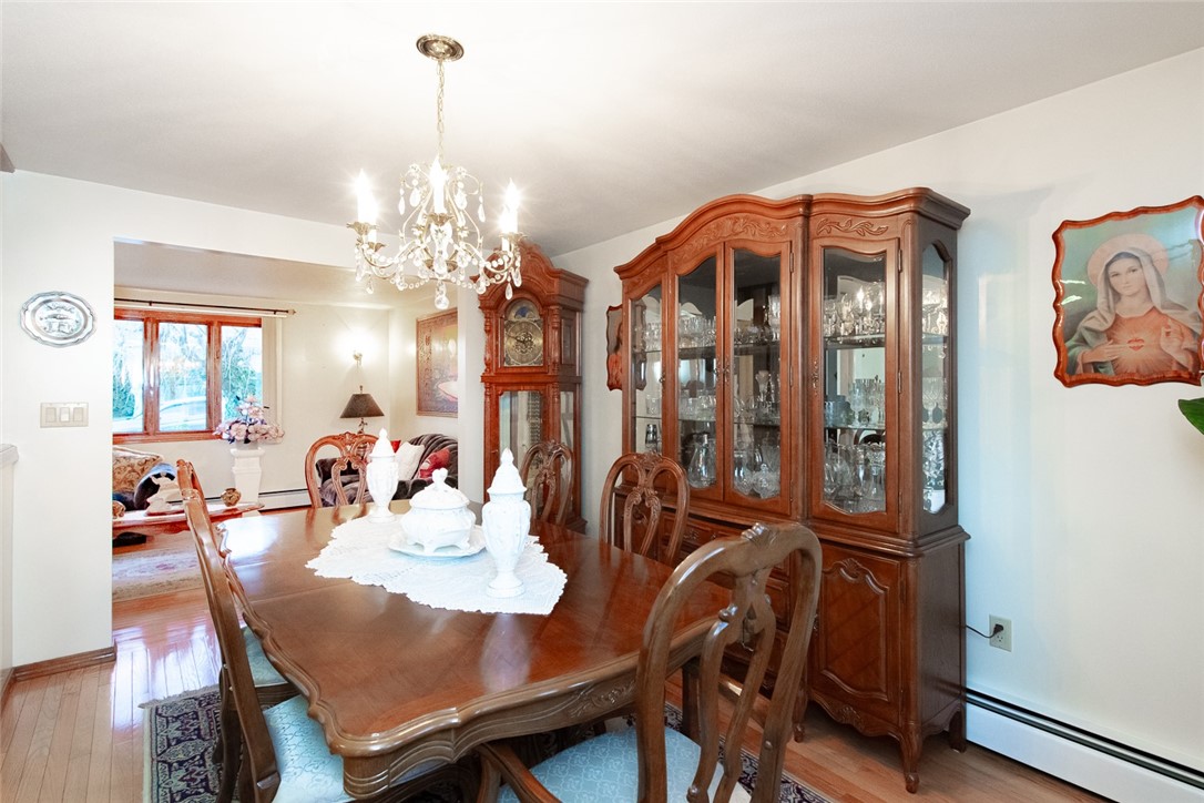 44 Howe Street Cumberland, RI 02864 - Photo 4 of 19 Gallery Image 4
