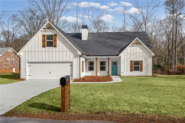 $350,000 | 1816 Oak Spring Street, Statham, GA 30666