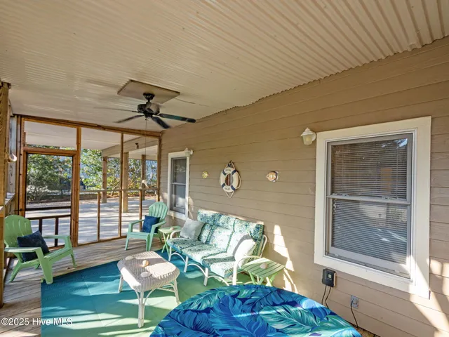 $975,000 | 113 Doe Drive, Emerald Isle, NC 28594