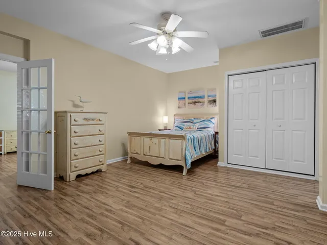 $975,000 | 113 Doe Drive, Emerald Isle, NC 28594