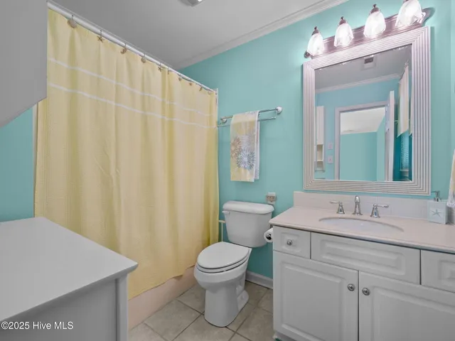 $975,000 | 113 Doe Drive, Emerald Isle, NC 28594