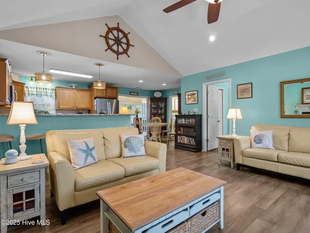 $975,000 | 113 Doe Drive, Emerald Isle, NC 28594