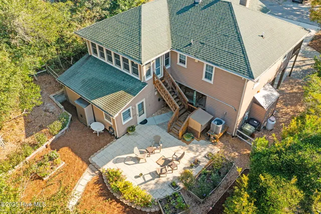 $975,000 | 113 Doe Drive, Emerald Isle, NC 28594